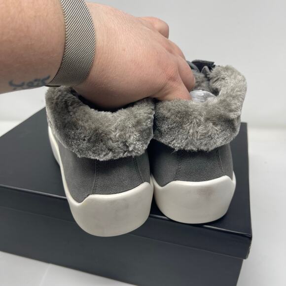 New RUSSELL PARK Oliver Faux Fur-Trim Suede Sneakers in Grey size 11 - Picture 5 of 10